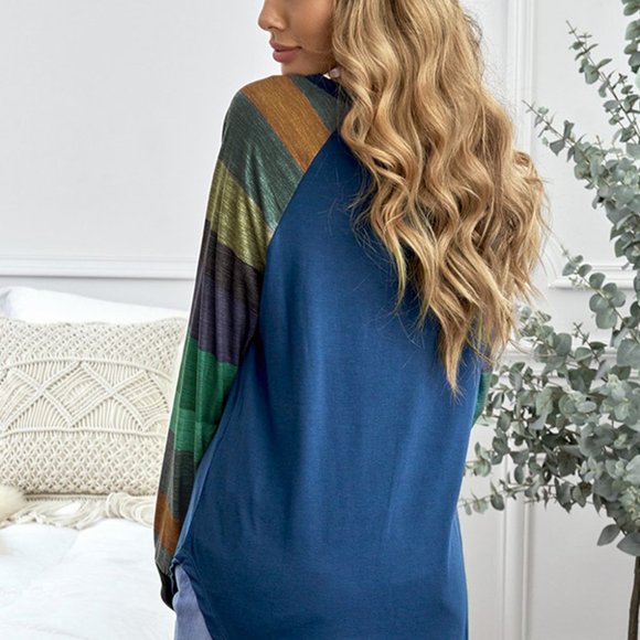 π New Navy Colorful Sleeves Top - Picture 4 of 9